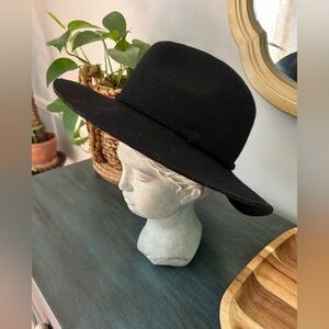 J.Crew 100% wool Women’s black wide brim hat.